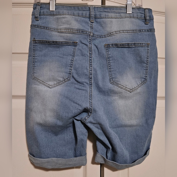 High Waisted Denim Shorts Size Curve 0XL - Picture 2 of 2
